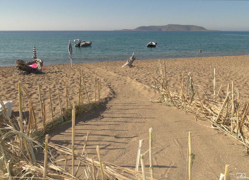 Strand Finikounda