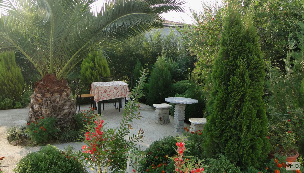 berat caravan camping