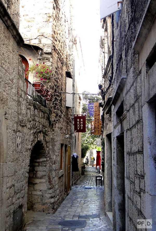 trogir